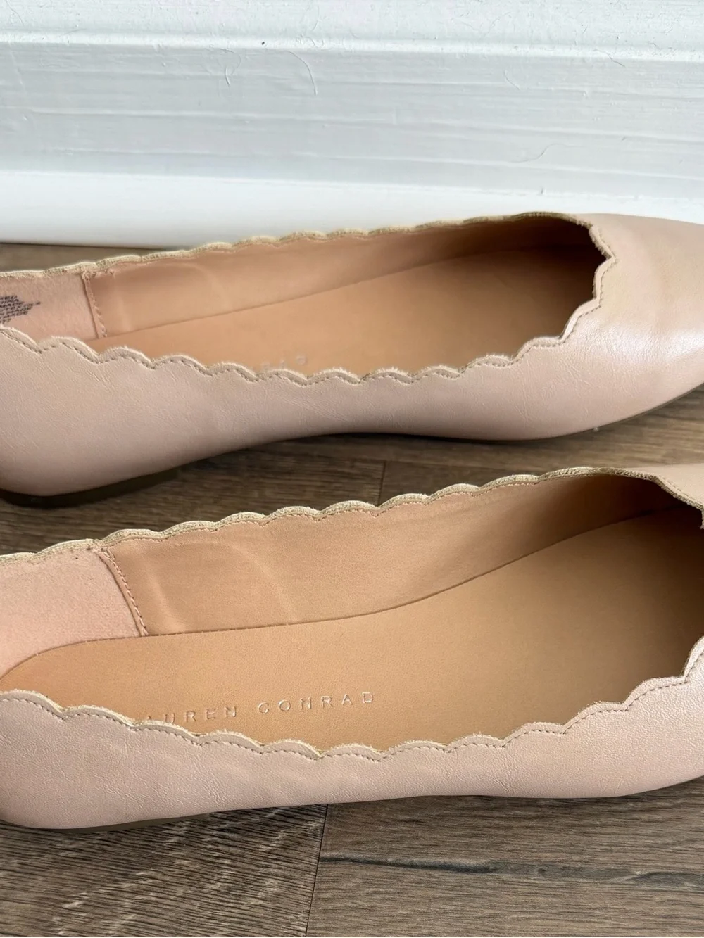 NWOT LC Lauren Conrad Giselle Blush Beige  Scalloped Ballet Flats Size 7.5